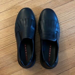 Excellent condition men’s Prada slip on sneaker